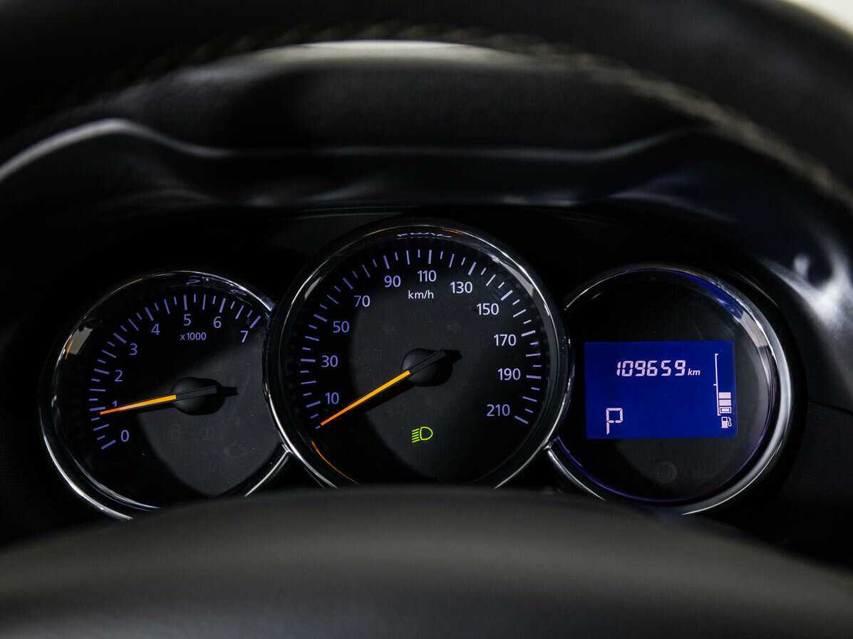 Б/У Рено Дастер 2017 года. Фото: #11