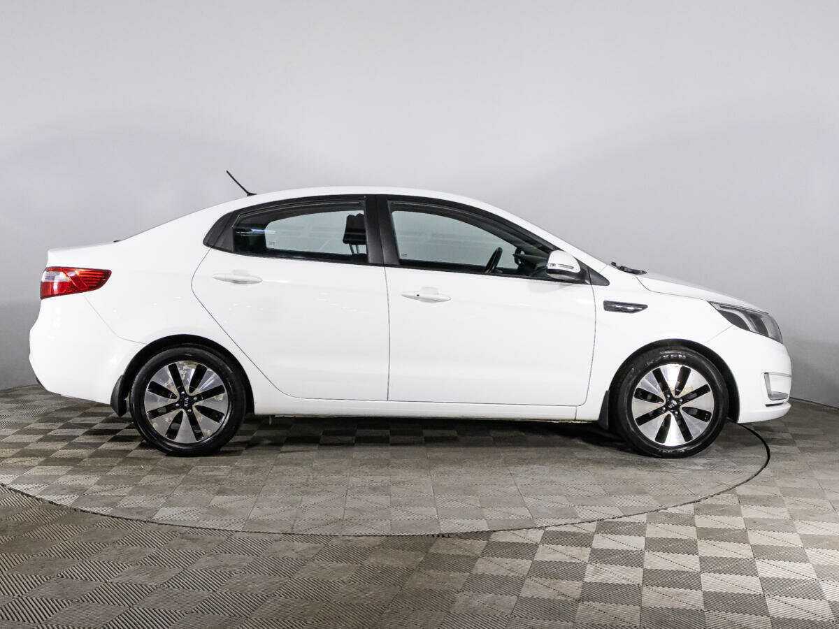 Б/У Киа Рио 2014 года. Фото: #3