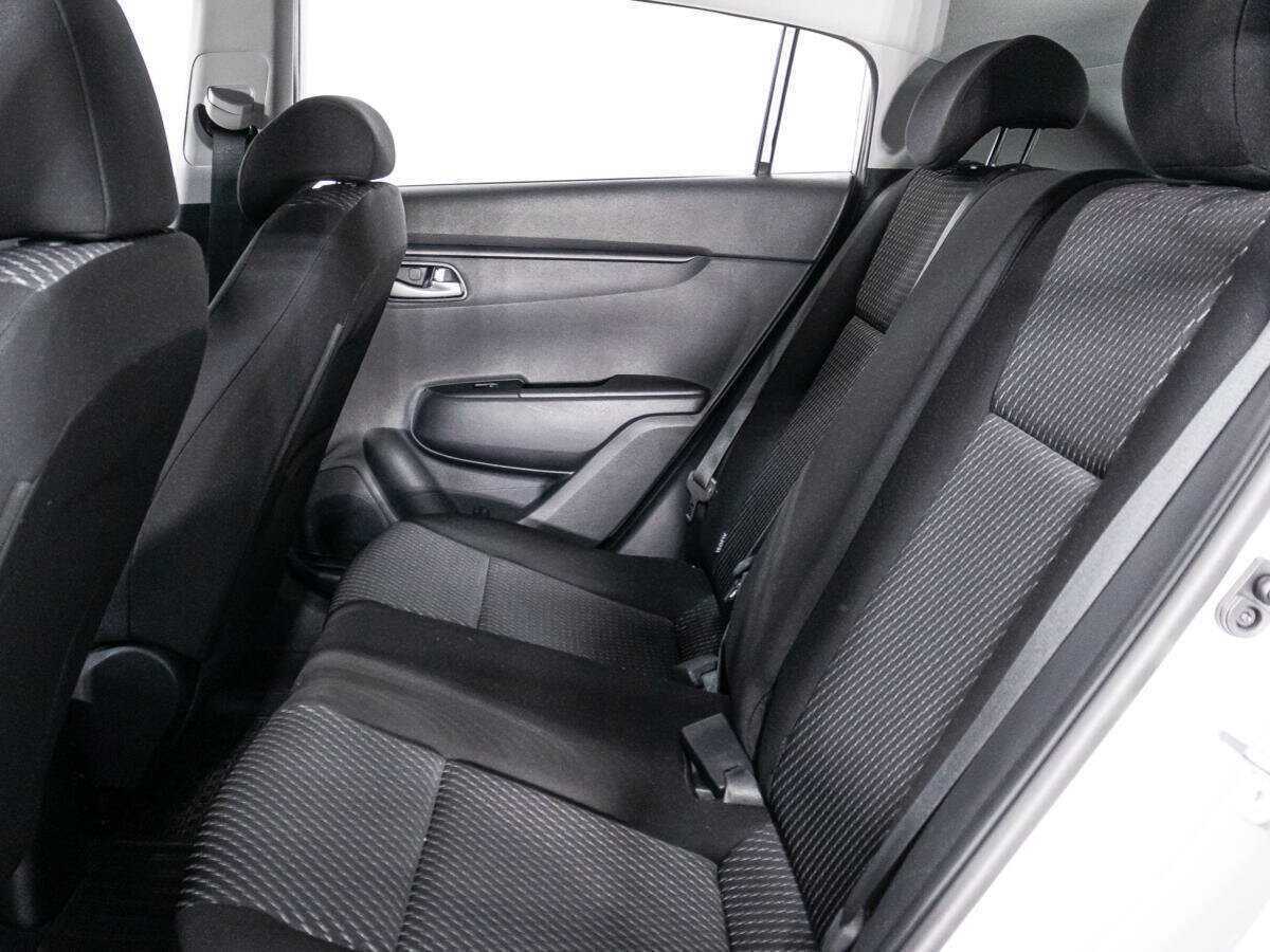 Б/У Киа Рио 2018 года. Фото: #9