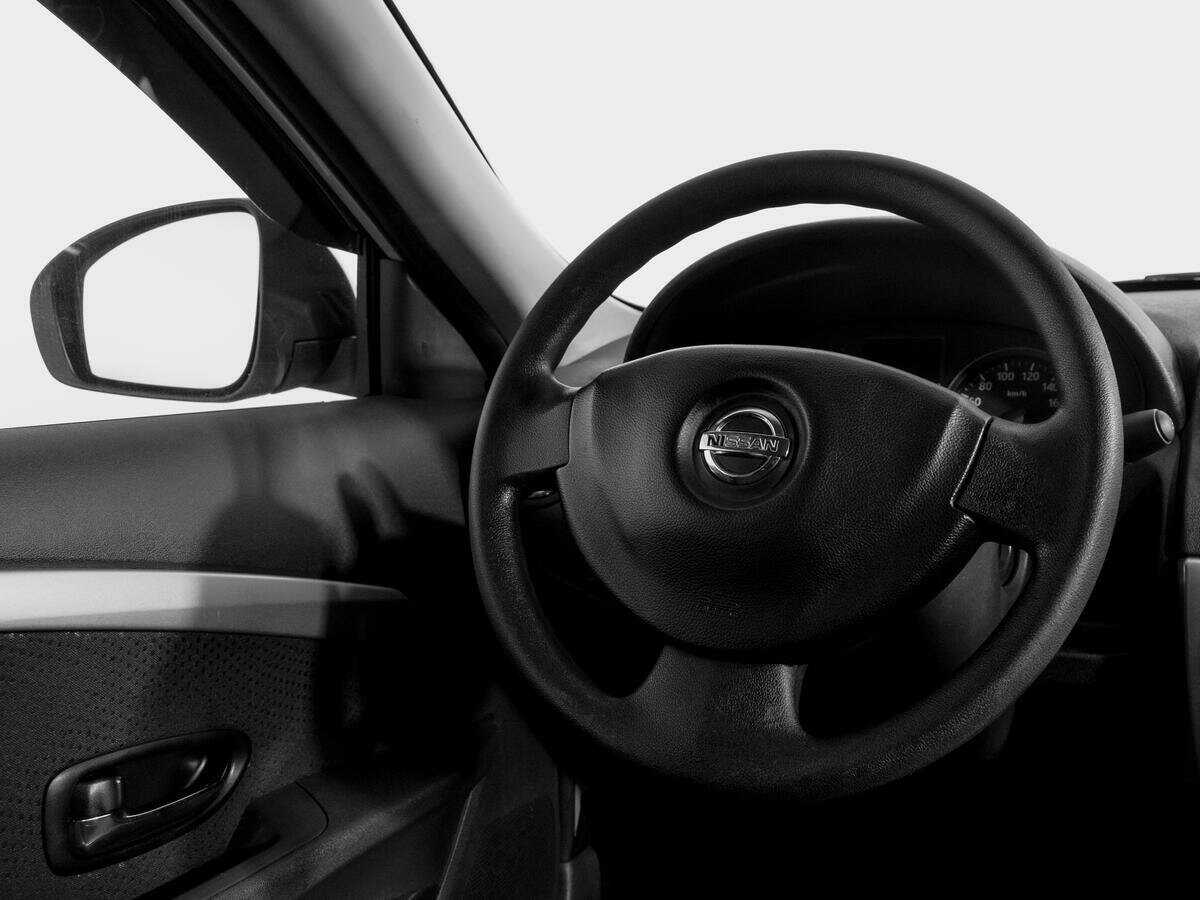 Б/У Ниссан Альмера 2017 года. Фото: #13