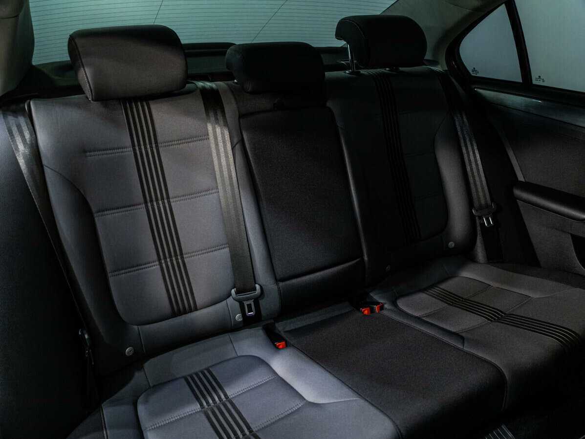 Б/У Фольксваген Джетта 2016 года. Фото: #8