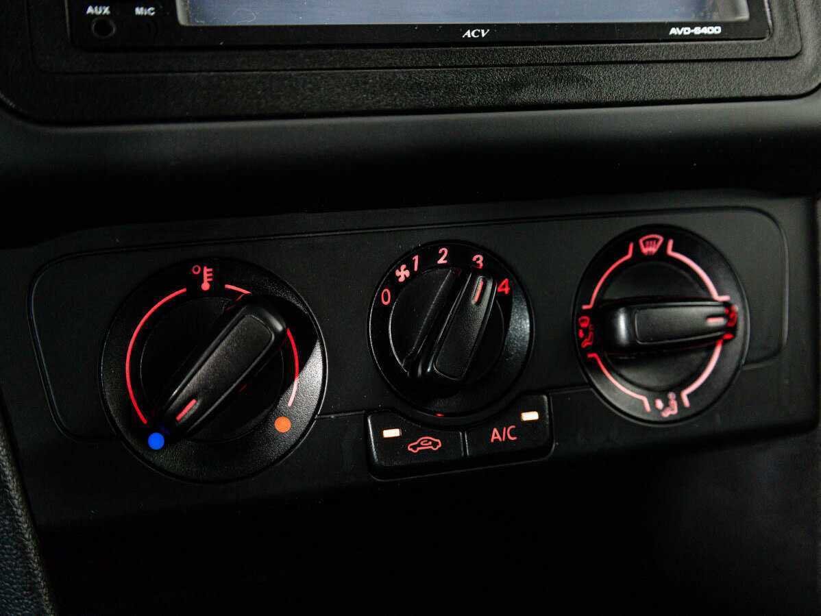 Б/У Фольксваген Поло 2015 года. Фото: #15