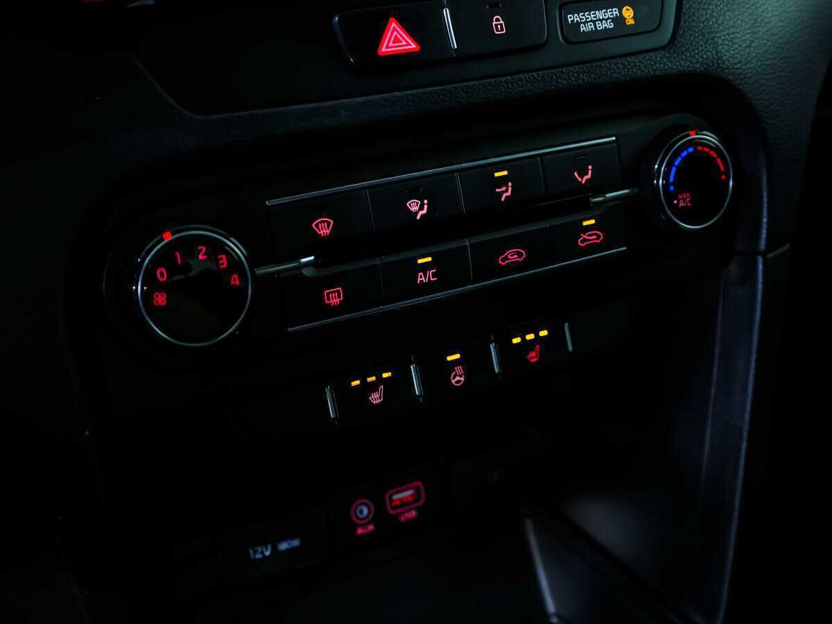 Б/У Киа Сид 2018 года. Фото: #12