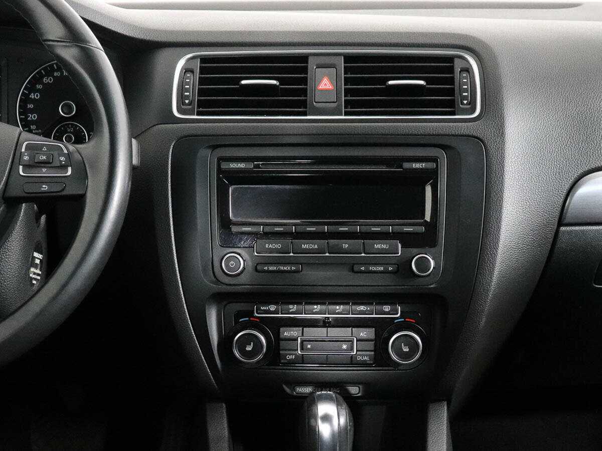 Б/У Фольксваген Джетта 2012 года. Фото: #13