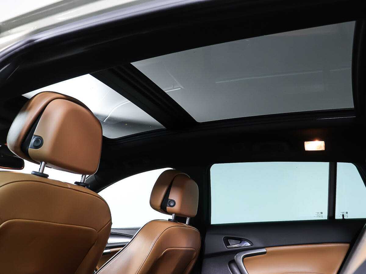 Б/У Опель Инсигния 2014 года. Фото: #15