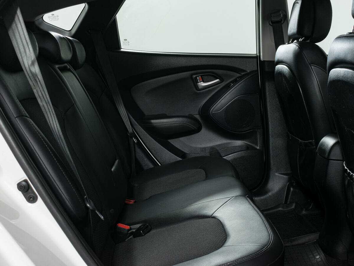 Б/У Хендай ай-икс35 2012 года. Фото: #11