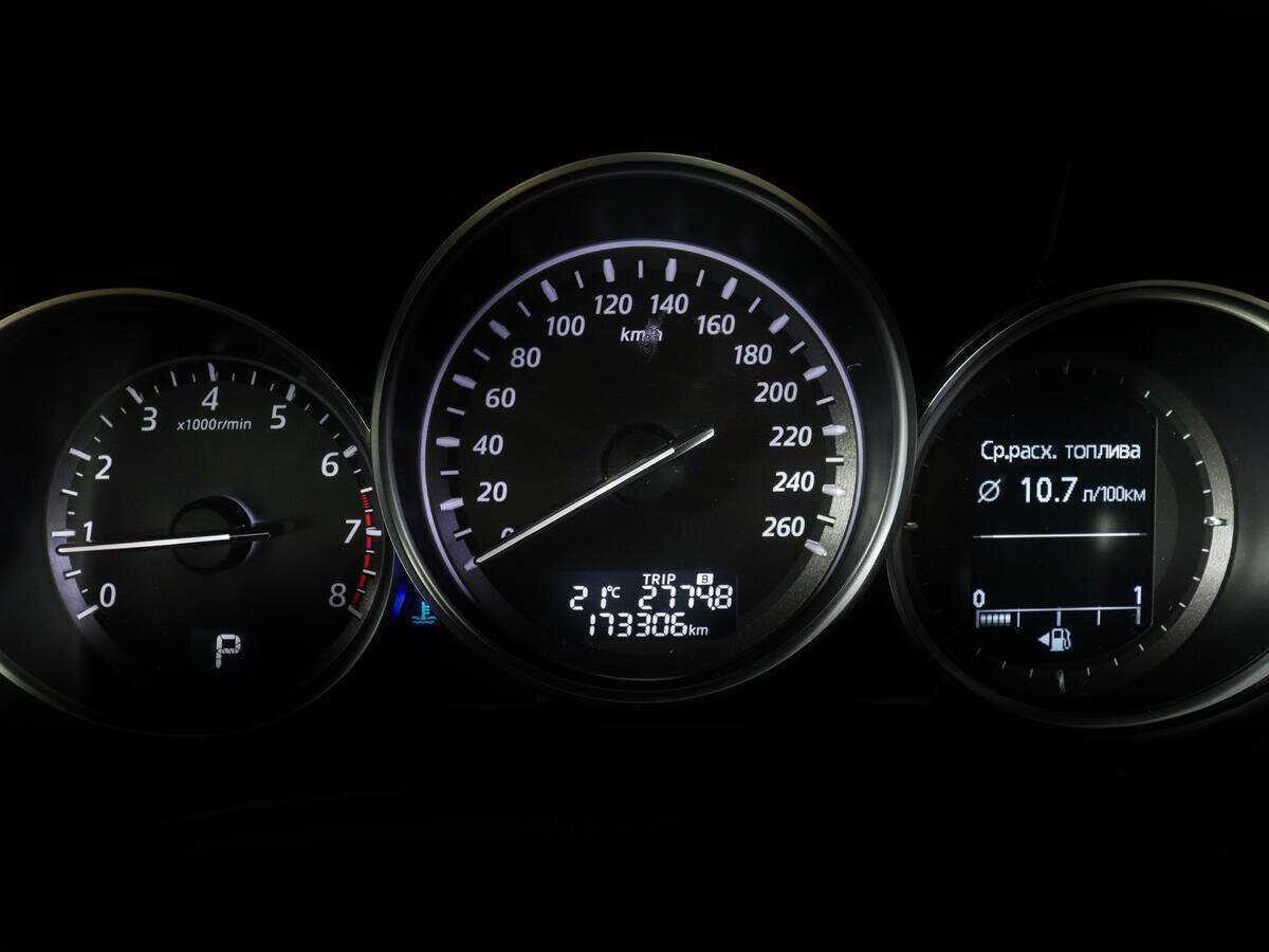 Б/У Мазда Ц-Икс-5 2013 года. Фото: #10