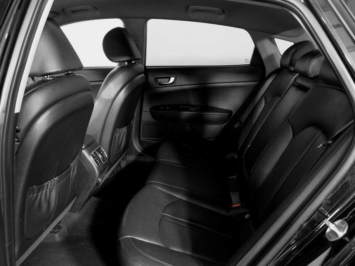 Б/У Киа Оптима 2017 года. Фото: #7