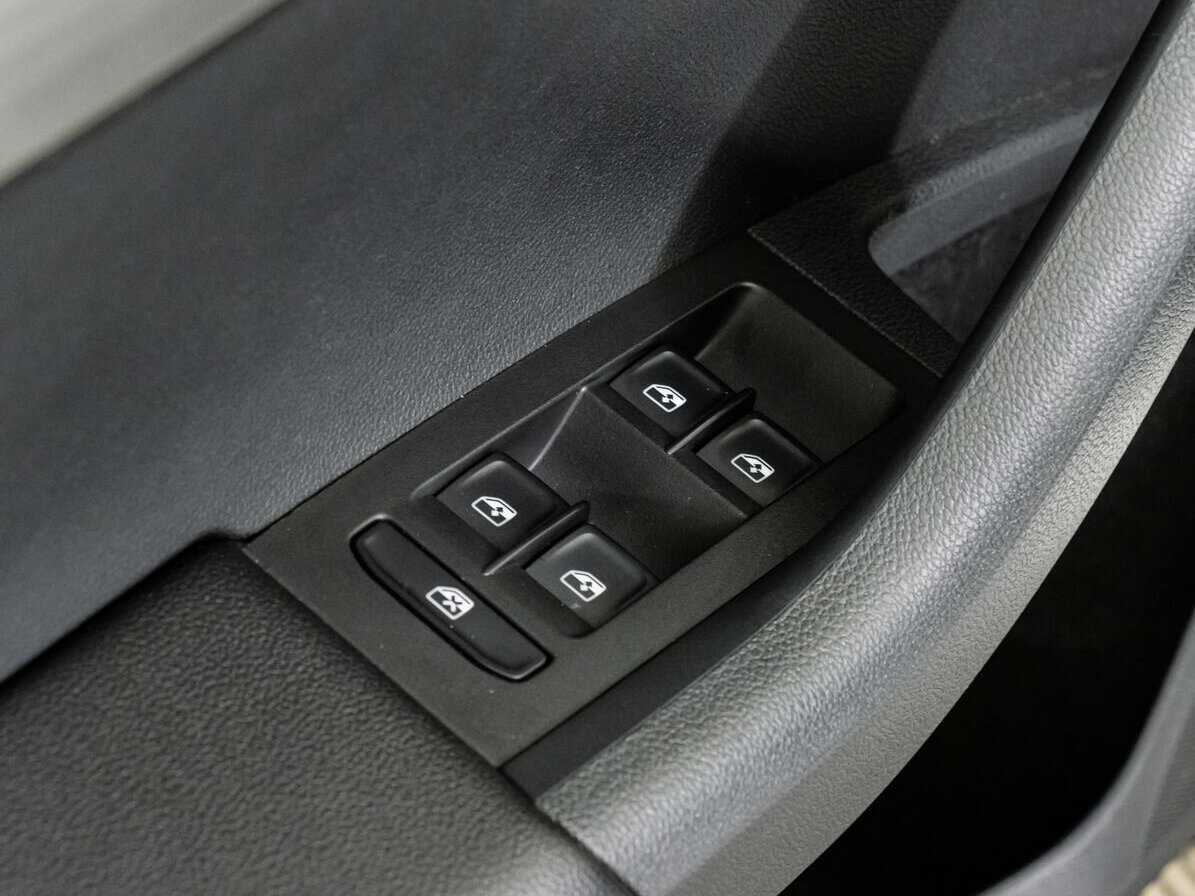 Б/У Шкода Октавия 2019 года. Фото: #14