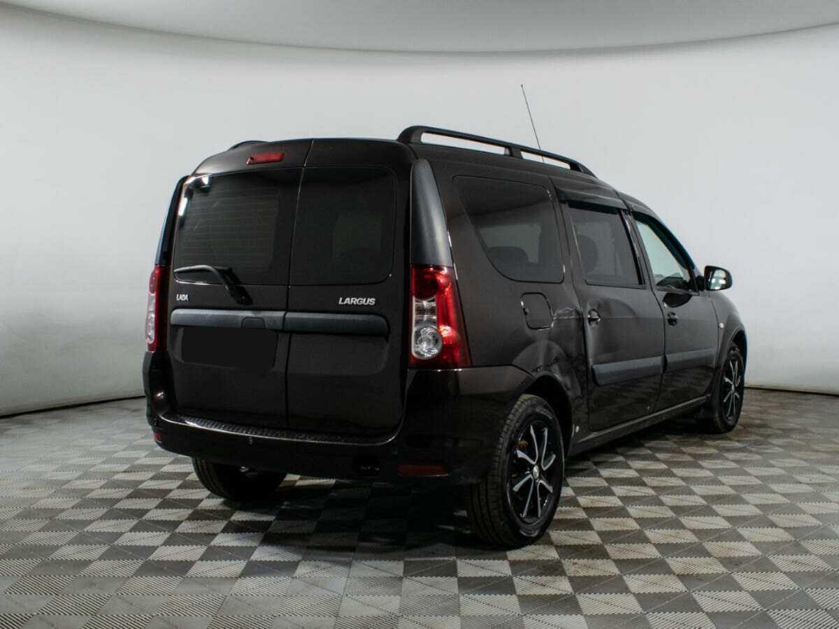 Б/У Лада (ВАЗ) Ларгус 2015 года. Фото: #3