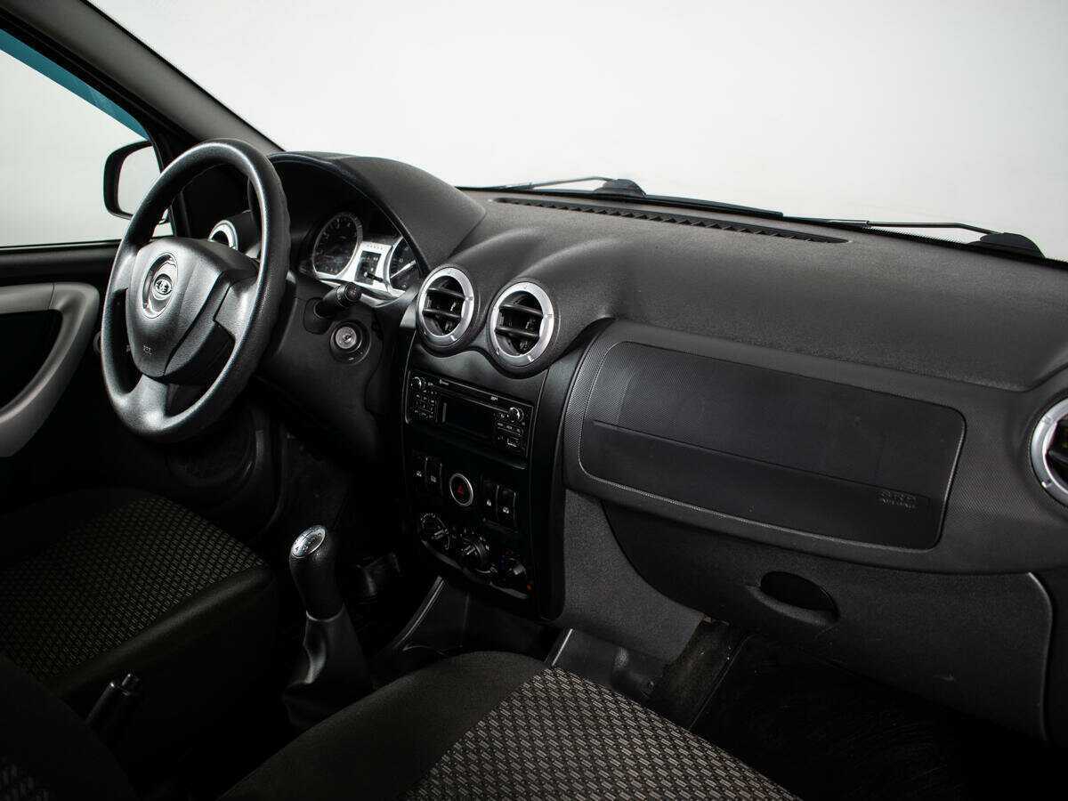 Б/У Лада (ВАЗ) Ларгус 2015 года. Фото: #7