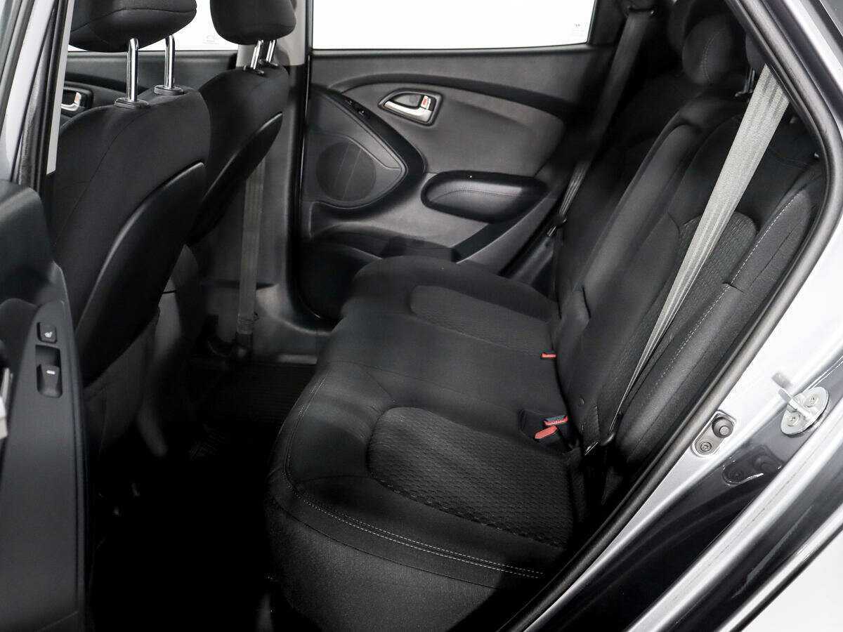 Б/У Хендай ай-икс35 2012 года. Фото: #6