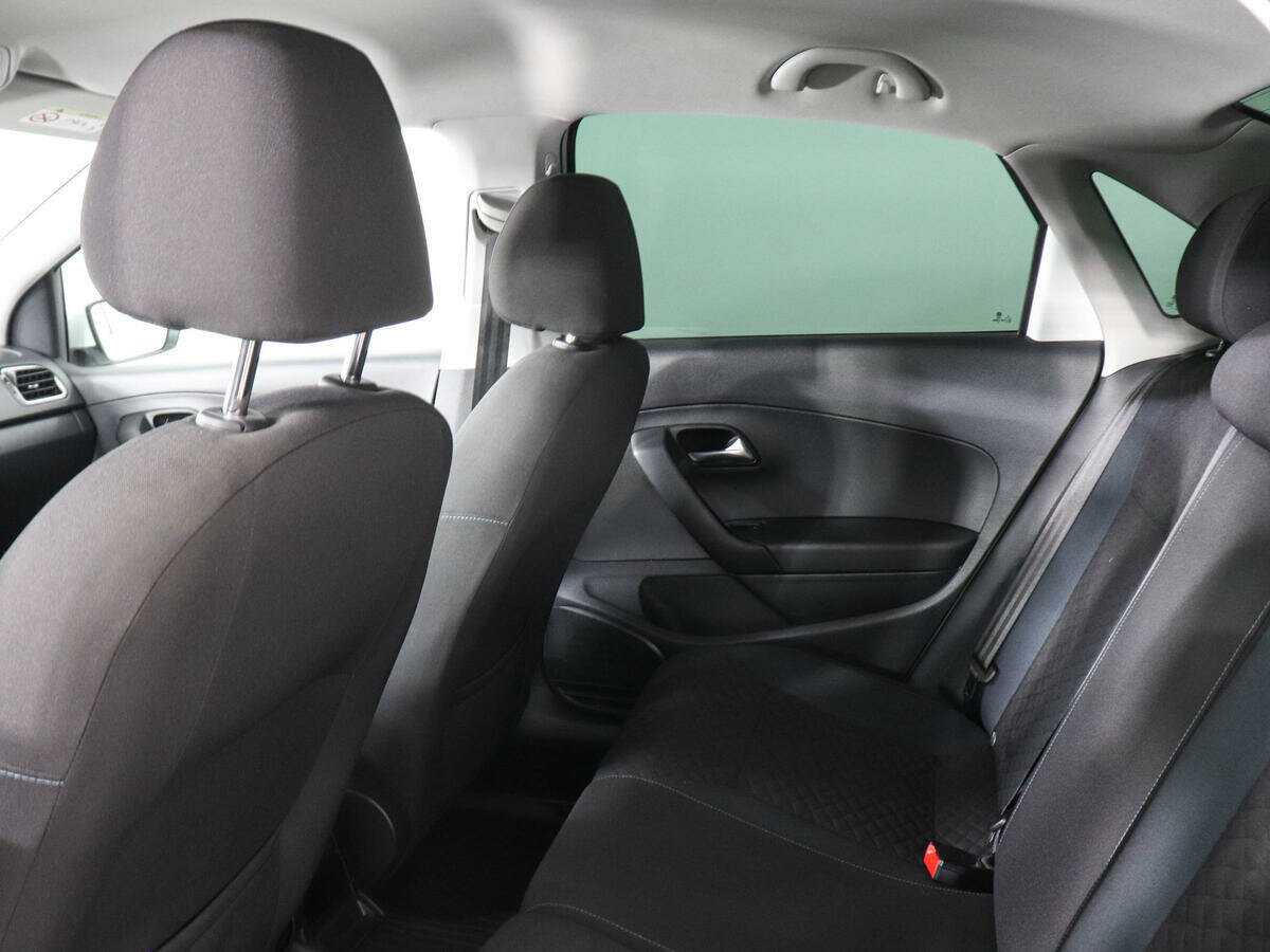 Б/У Фольксваген Поло 2019 года. Фото: #11