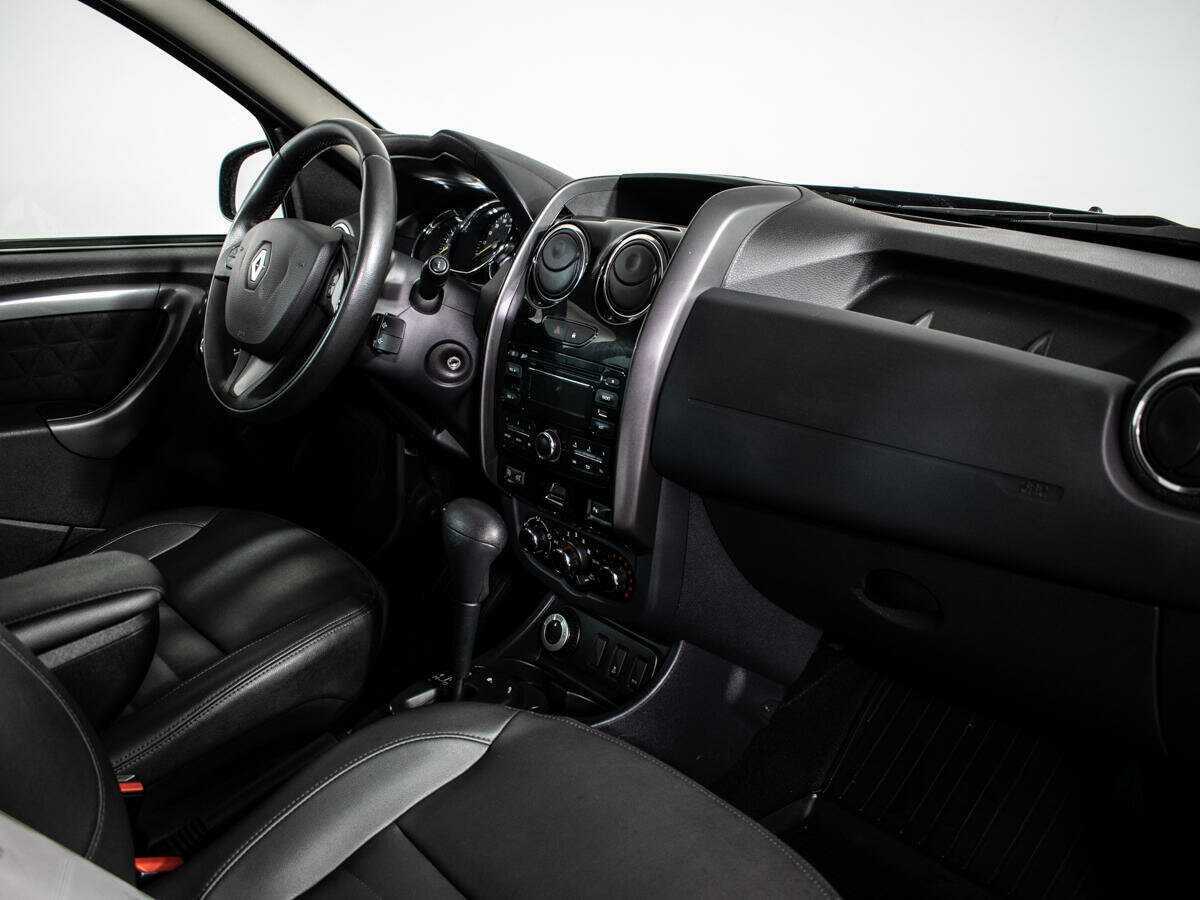 Б/У Рено Дастер 2015 года. Фото: #8