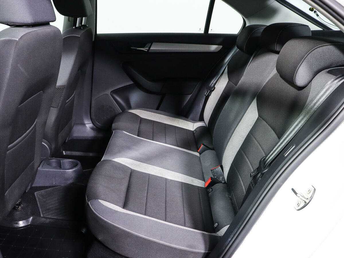 Б/У Шкода Рапид 2019 года. Фото: #7