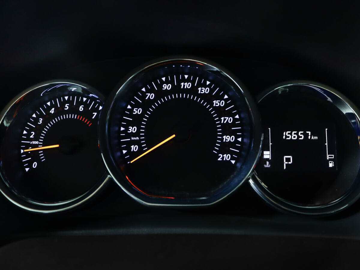 Б/У Рено Логан 2022 года. Фото: #8