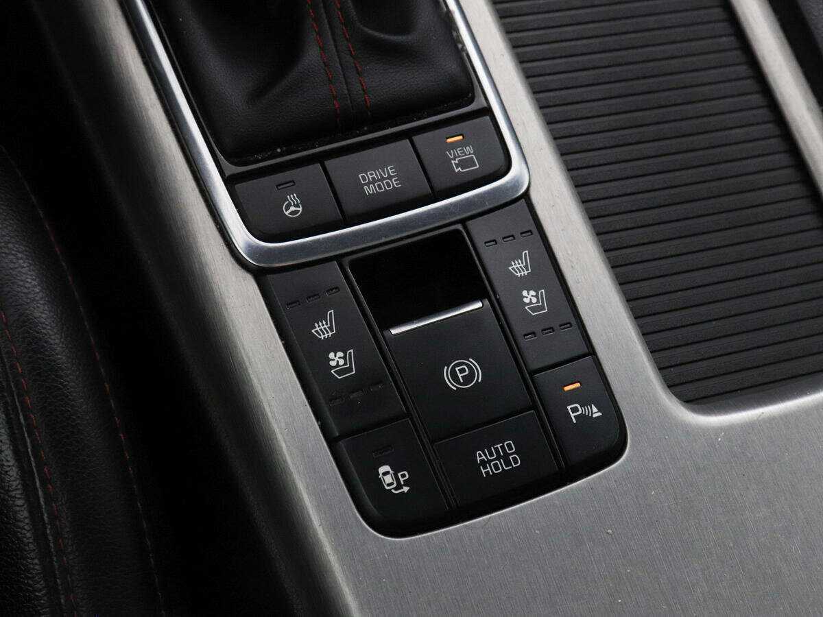 Б/У Киа Оптима 2016 года. Фото: #17