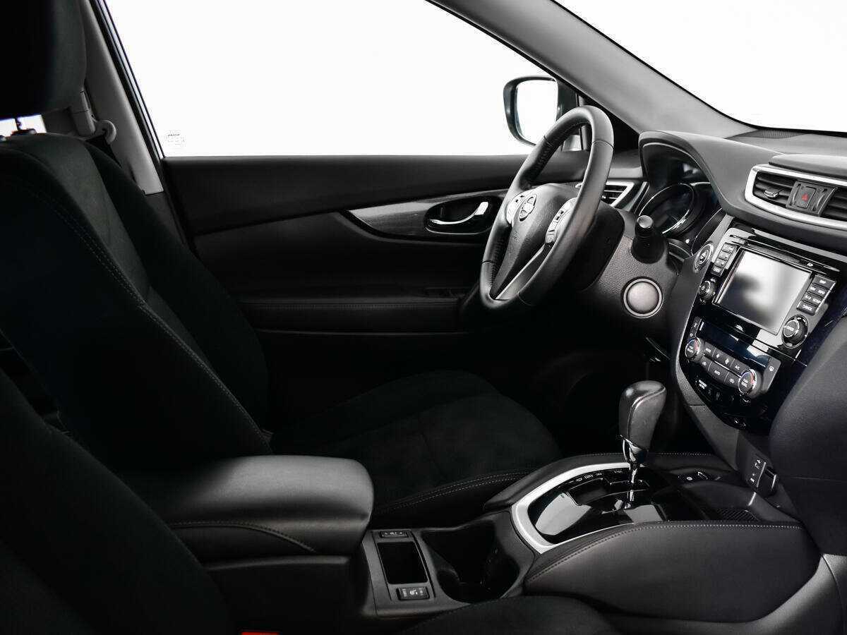 Б/У Ниссан Икс-Трейл 2017 года. Фото: #6