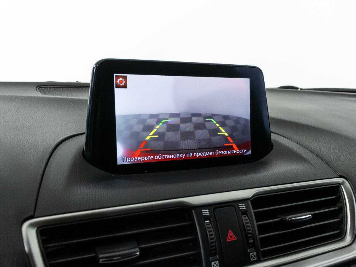 Б/У Мазда 3 2016 года. Фото: #14