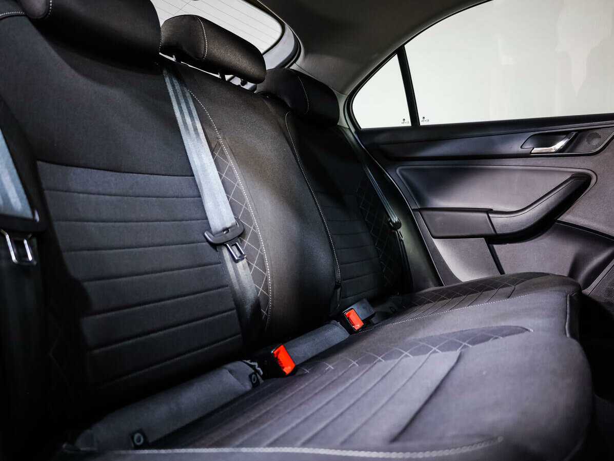 Б/У Шкода Рапид 2017 года. Фото: #11