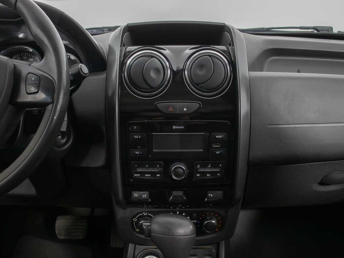 Б/У Рено Дастер 2017 года. Фото: #13