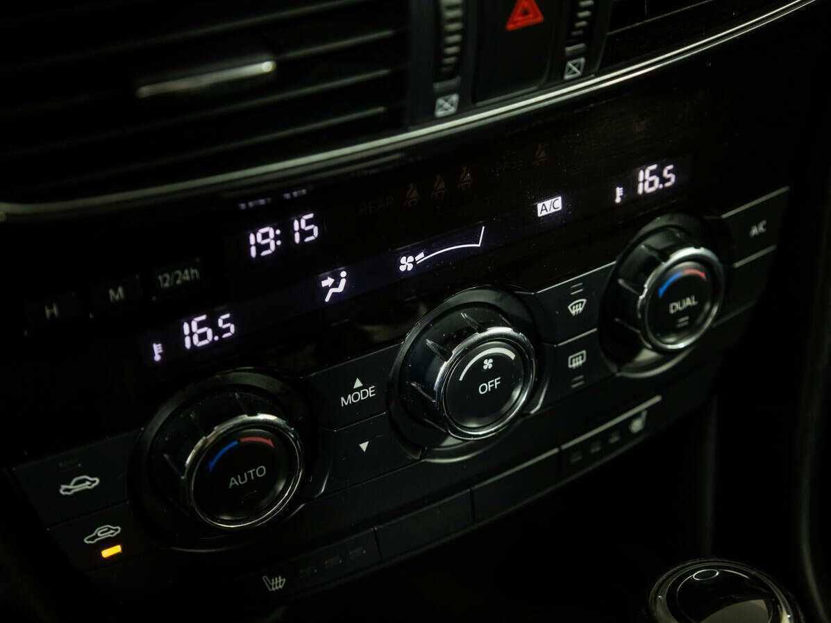 Б/У Мазда 6 2013 года. Фото: #14