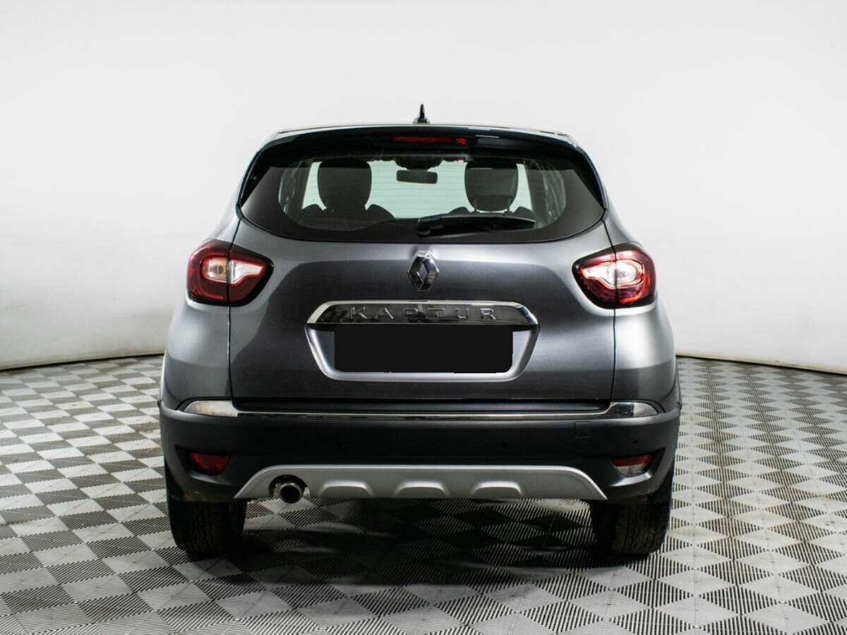 Б/У Рено Каптюр 2021 года. Фото: #4