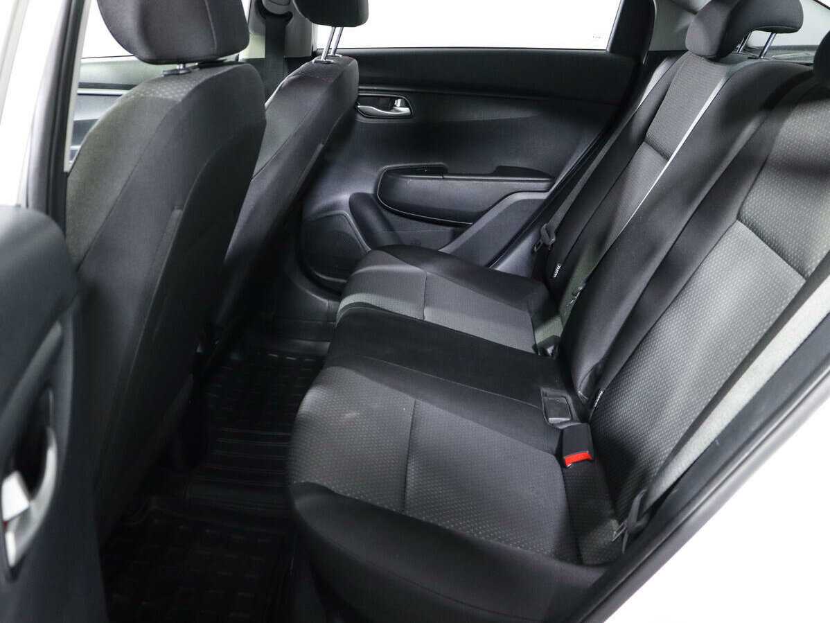 Б/У Киа Рио 2022 года. Фото: #9