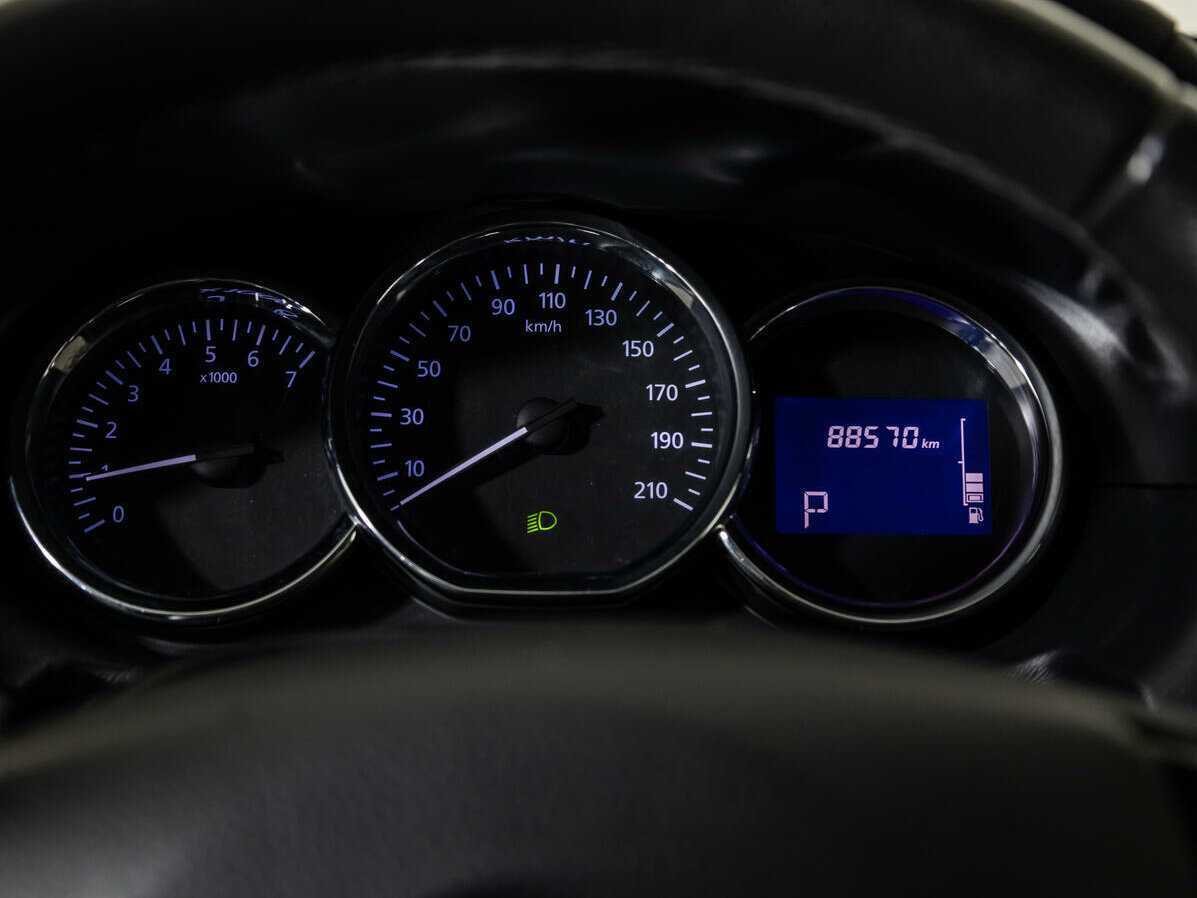 Б/У Ниссан Террано 2017 года. Фото: #11