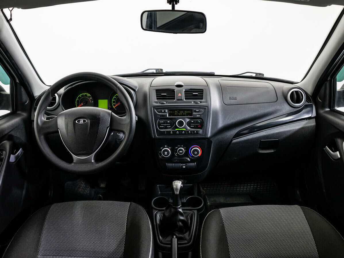 Б/У Лада (ВАЗ) Калина 2017 года. Фото: #12