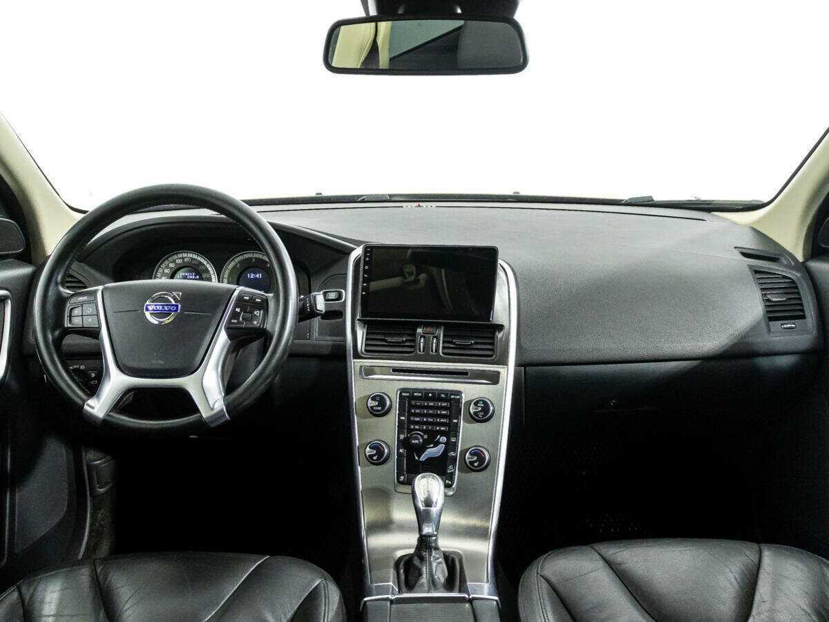 Б/У Вольво ИксЦ60 2012 года. Фото: #12