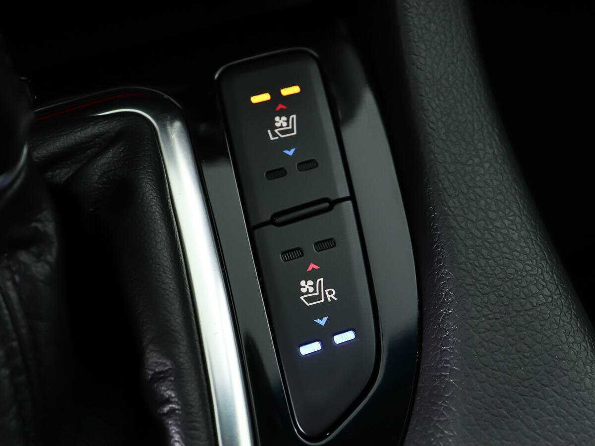 Б/У Киа Оптима 2015 года. Фото: #17