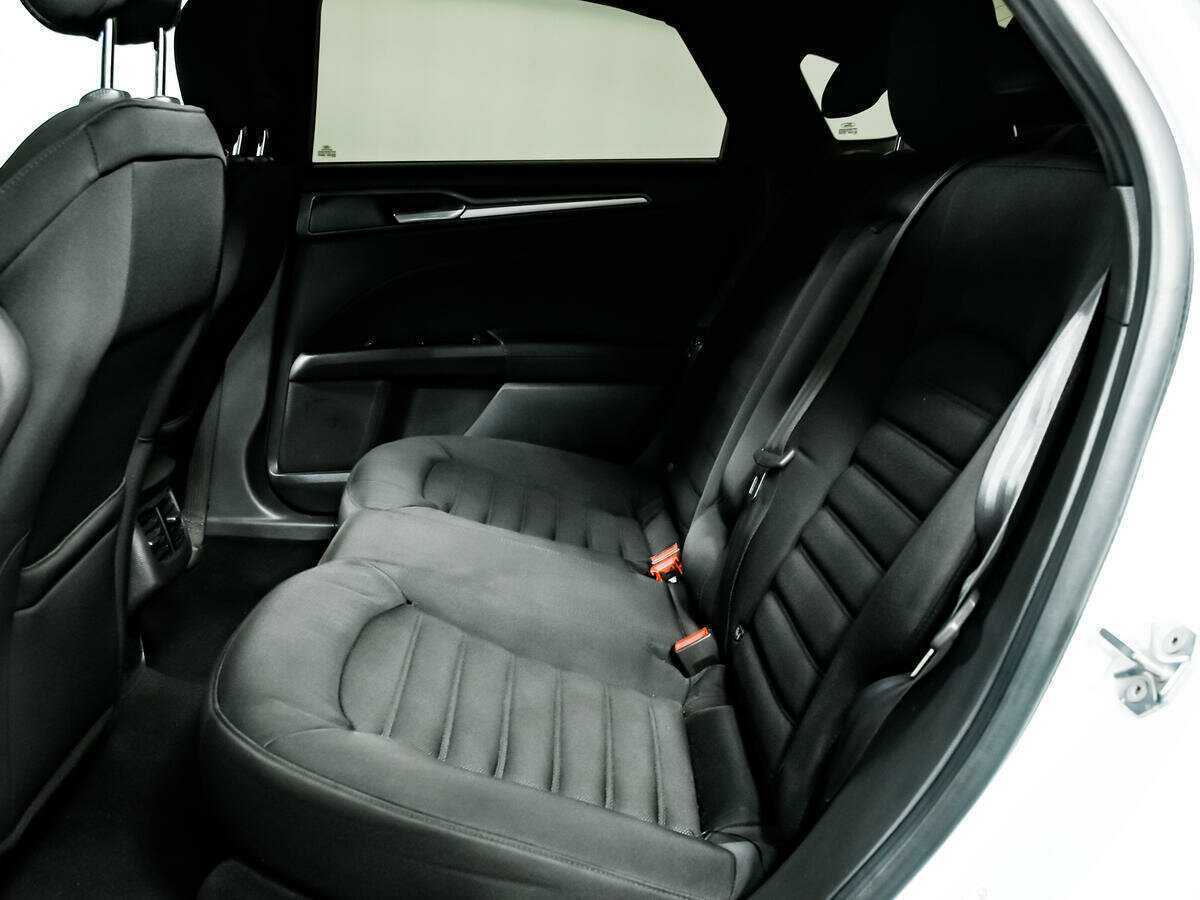 Б/У Форд Мондео 2015 года. Фото: #11