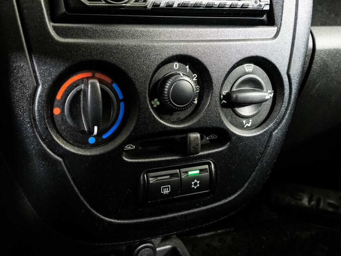 Б/У Лада (ВАЗ) Гранта 2012 года. Фото: #9