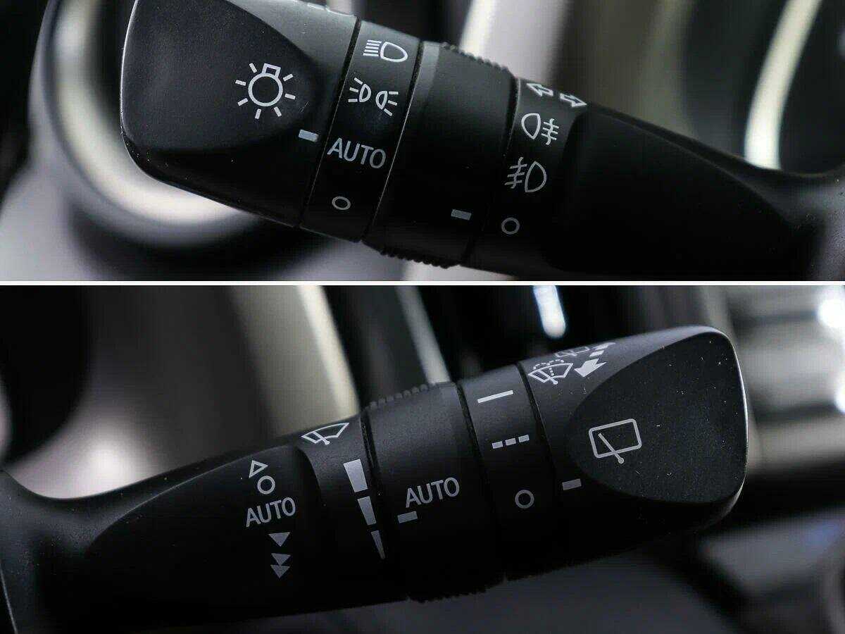 Б/У Тойота Рав4 2012 года. Фото: #17