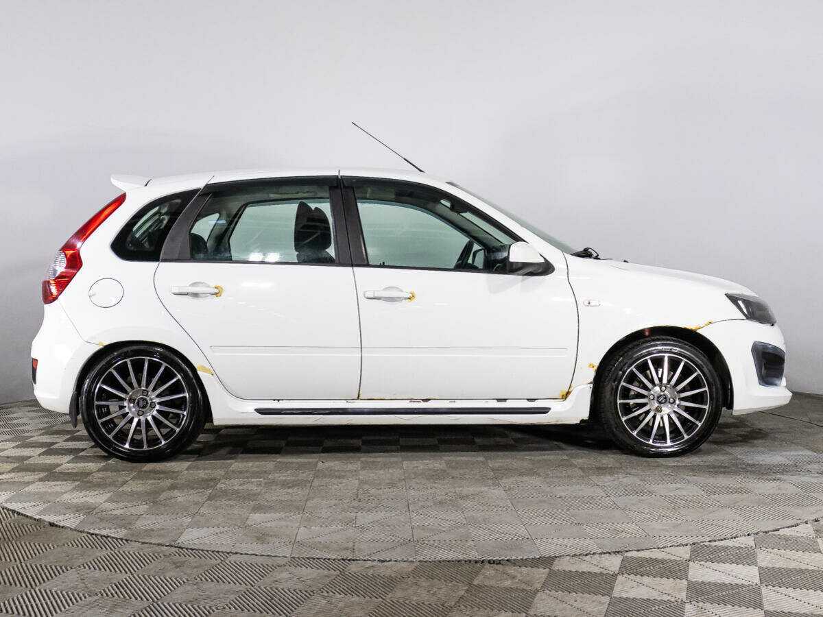 Б/У Лада (ВАЗ) Калина 2015 года. Фото: #3