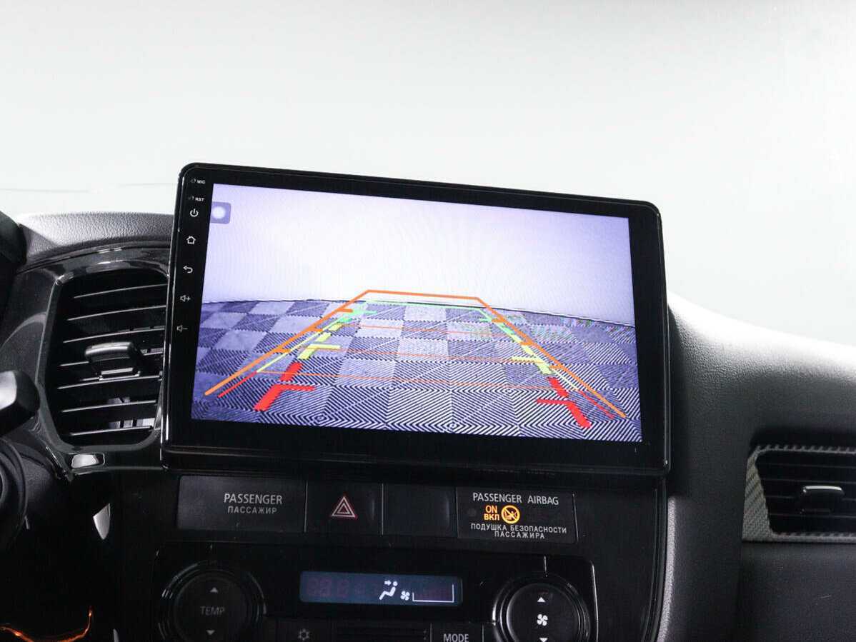 Б/У Митсубиши Оутлэндер 2013 года. Фото: #13