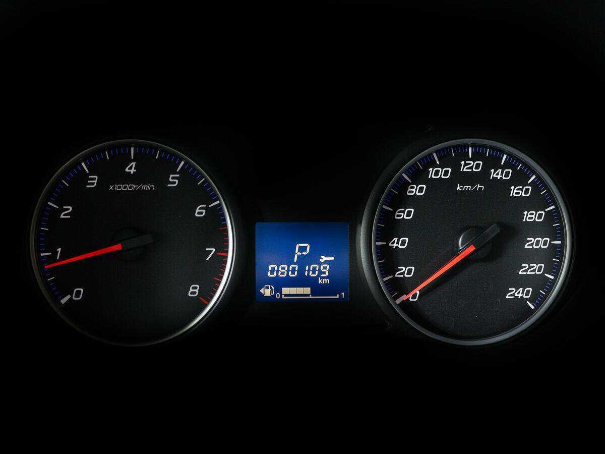 Б/У Митсубиши Оутлэндер 2013 года. Фото: #10