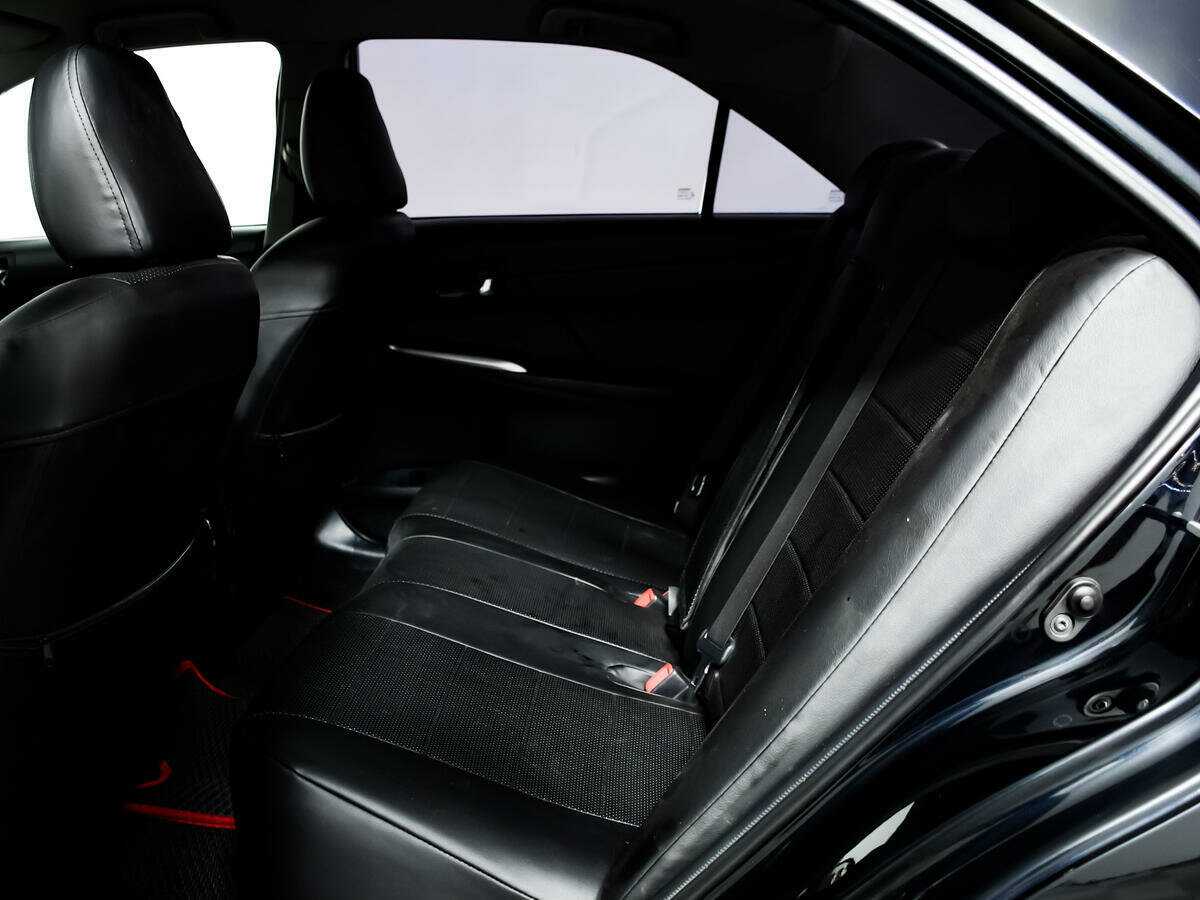 Б/У Тойота Камри 2013 года. Фото: #11