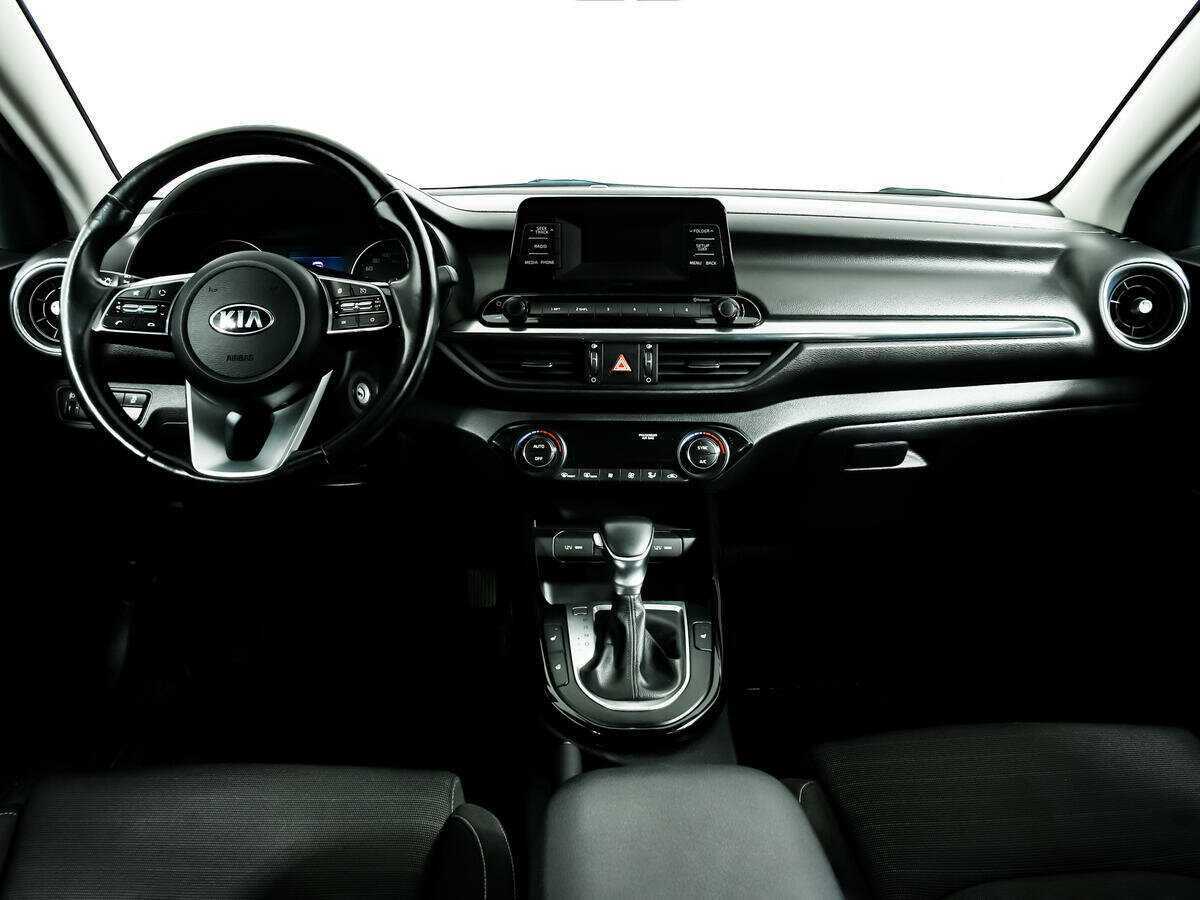 Б/У Киа Церато 2018 года. Фото: #10