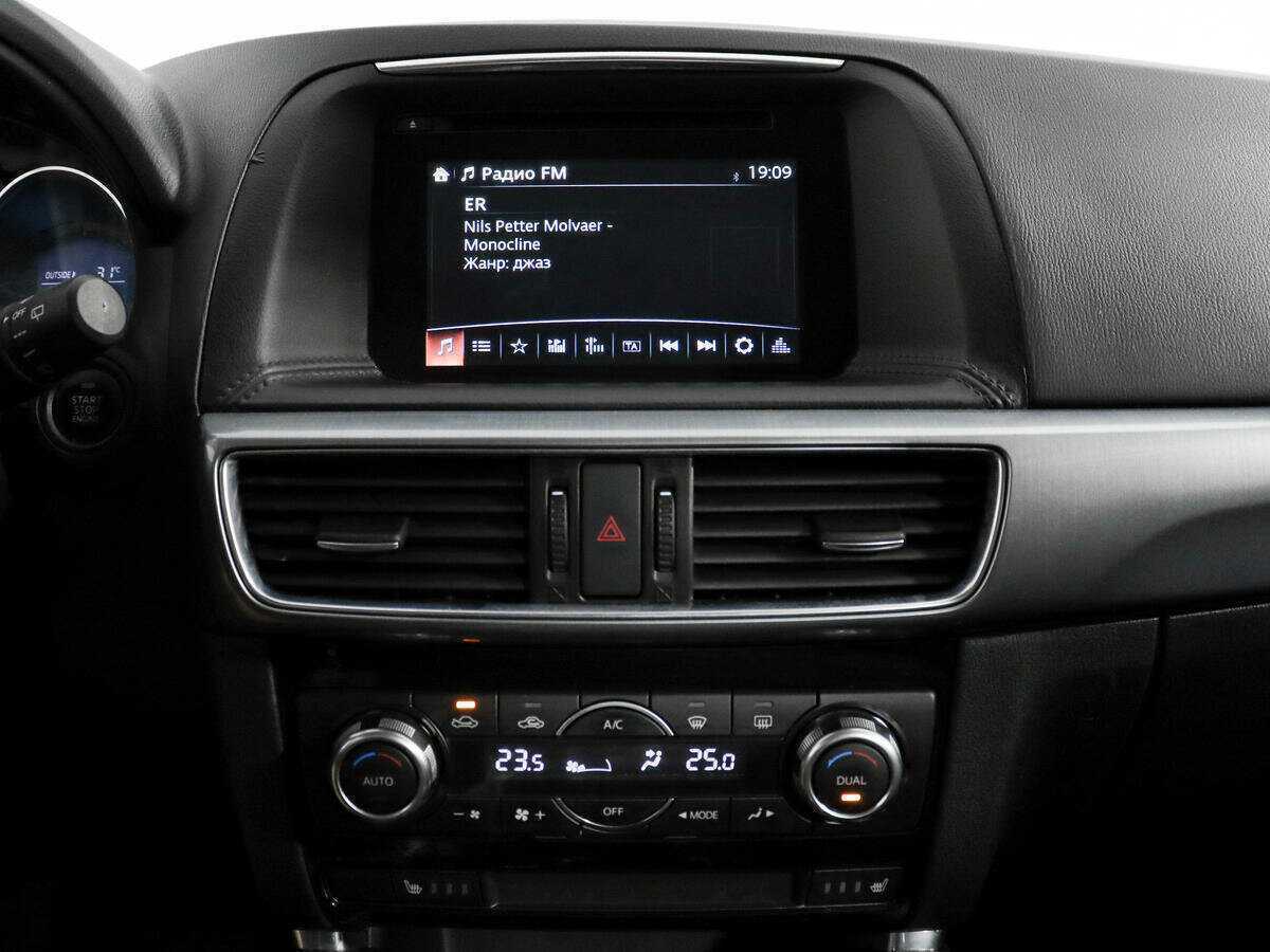 Б/У Мазда Ц-Икс-5 2015 года. Фото: #14