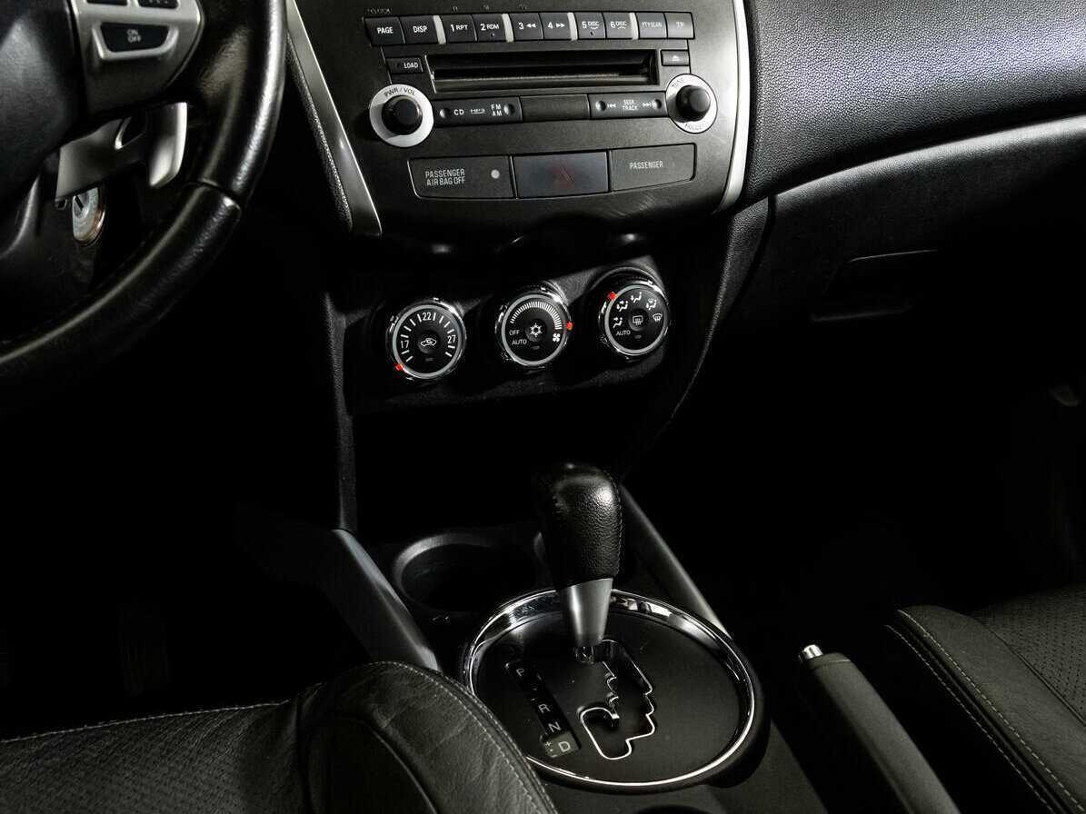 Б/У Митсубиши АС-Икс 2012 года. Фото: #12