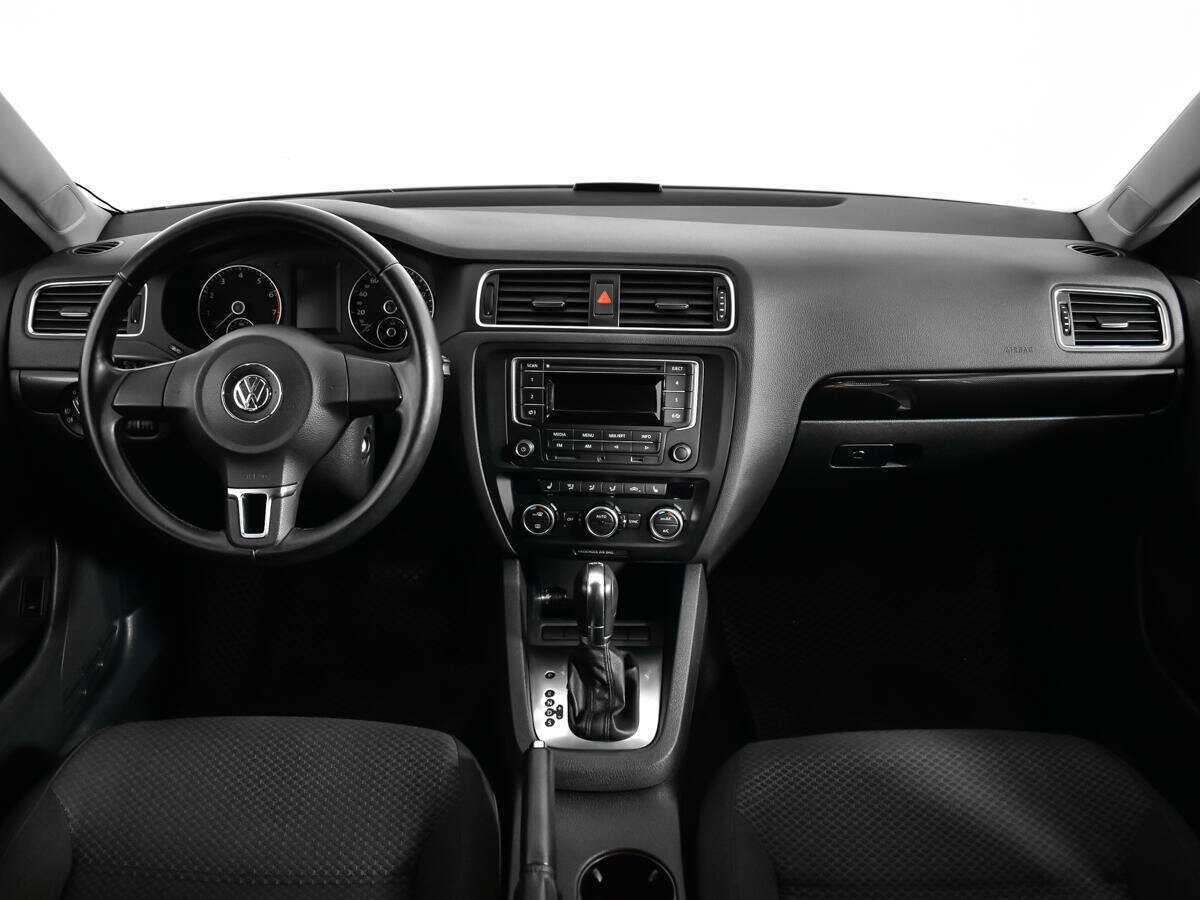 Б/У Фольксваген Джетта 2014 года. Фото: #11