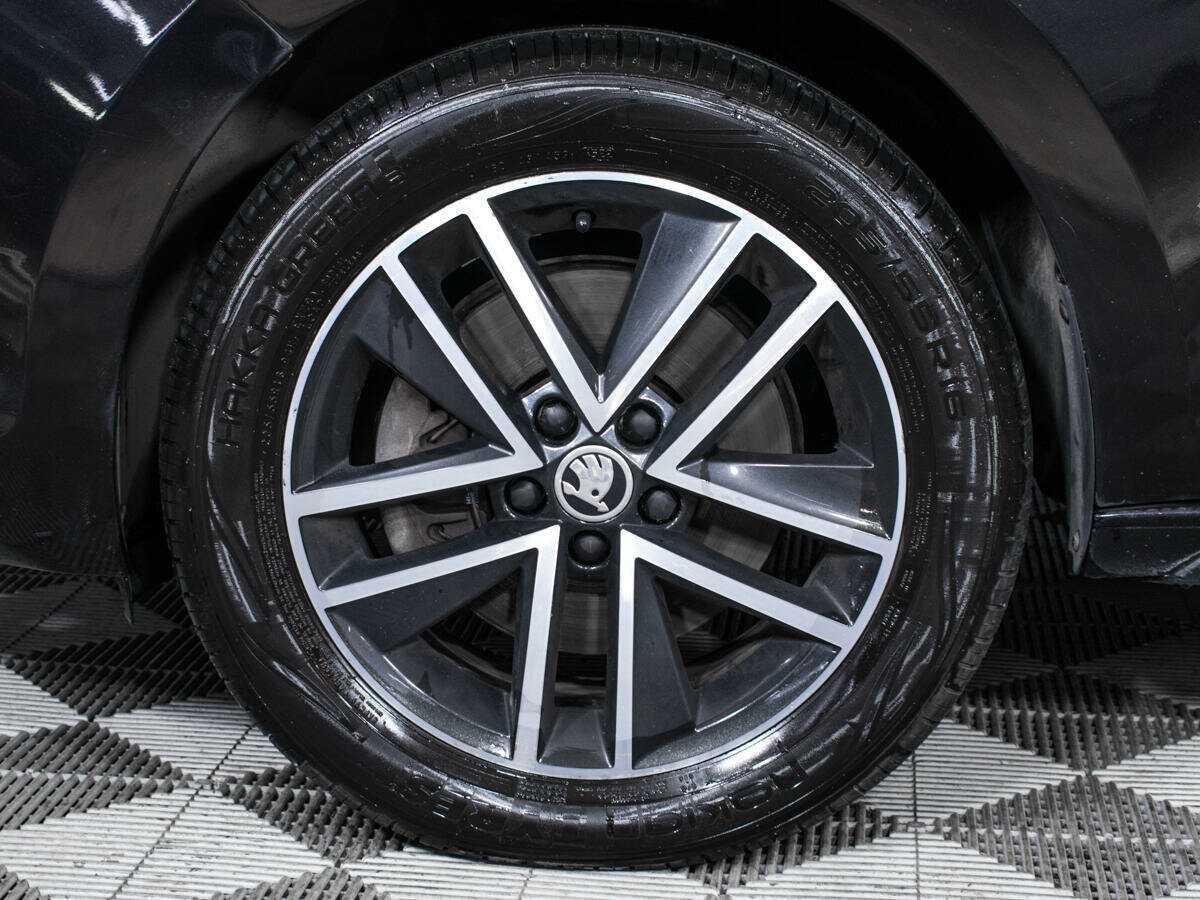 Б/У Шкода Рапид 2018 года. Фото: #17