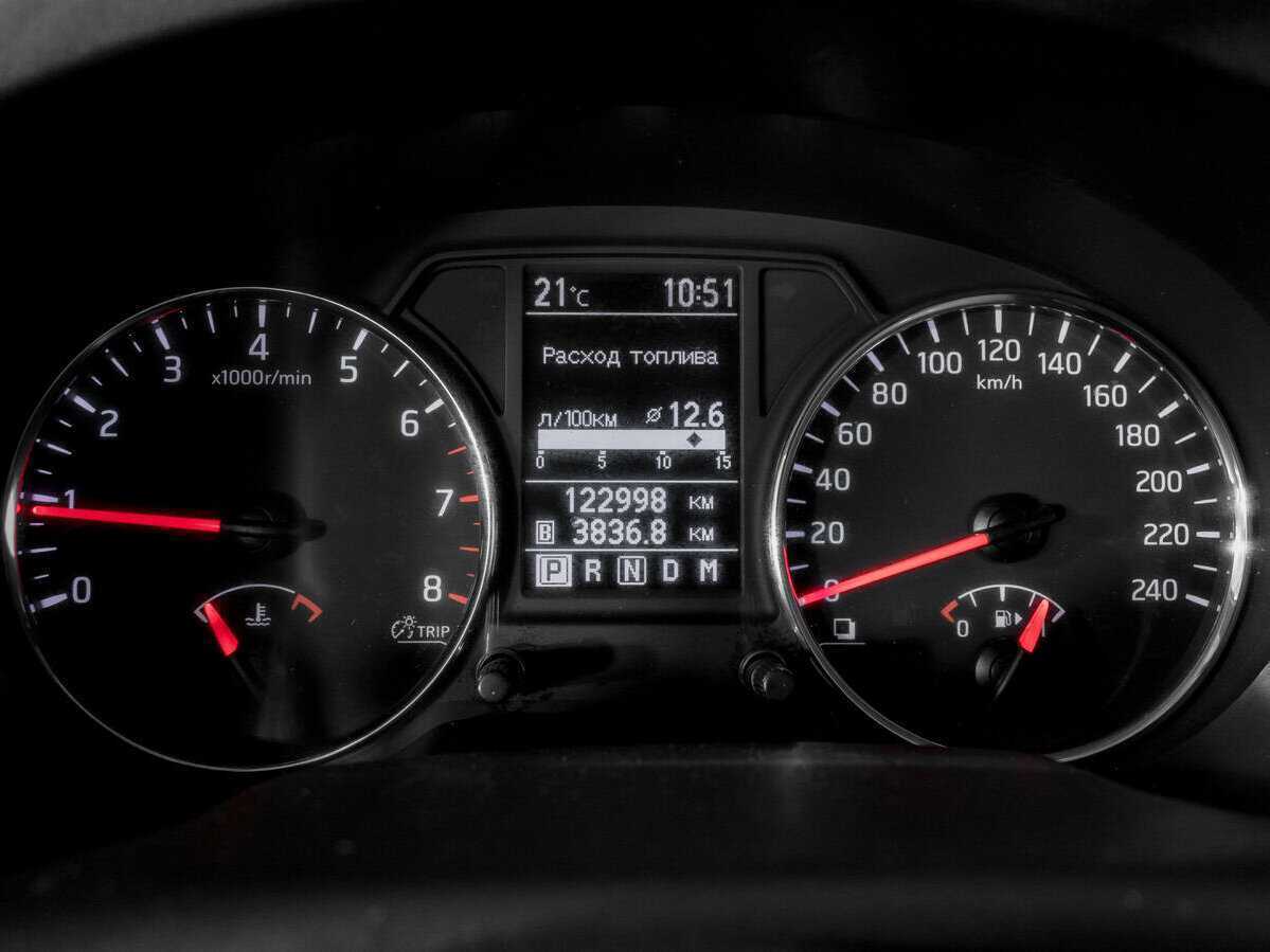 Б/У Ниссан Икс-Трейл 2012 года. Фото: #10