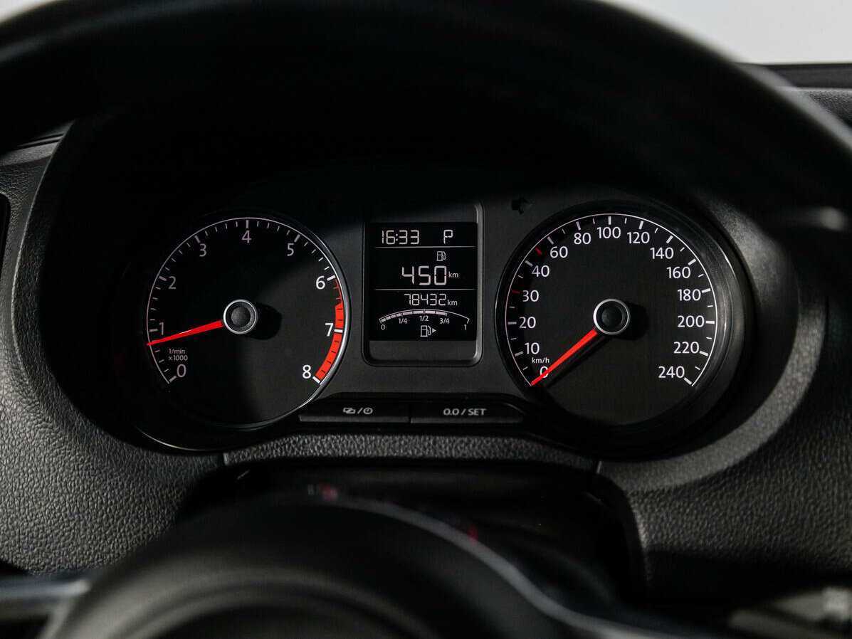 Б/У Фольксваген Поло 2018 года. Фото: #10