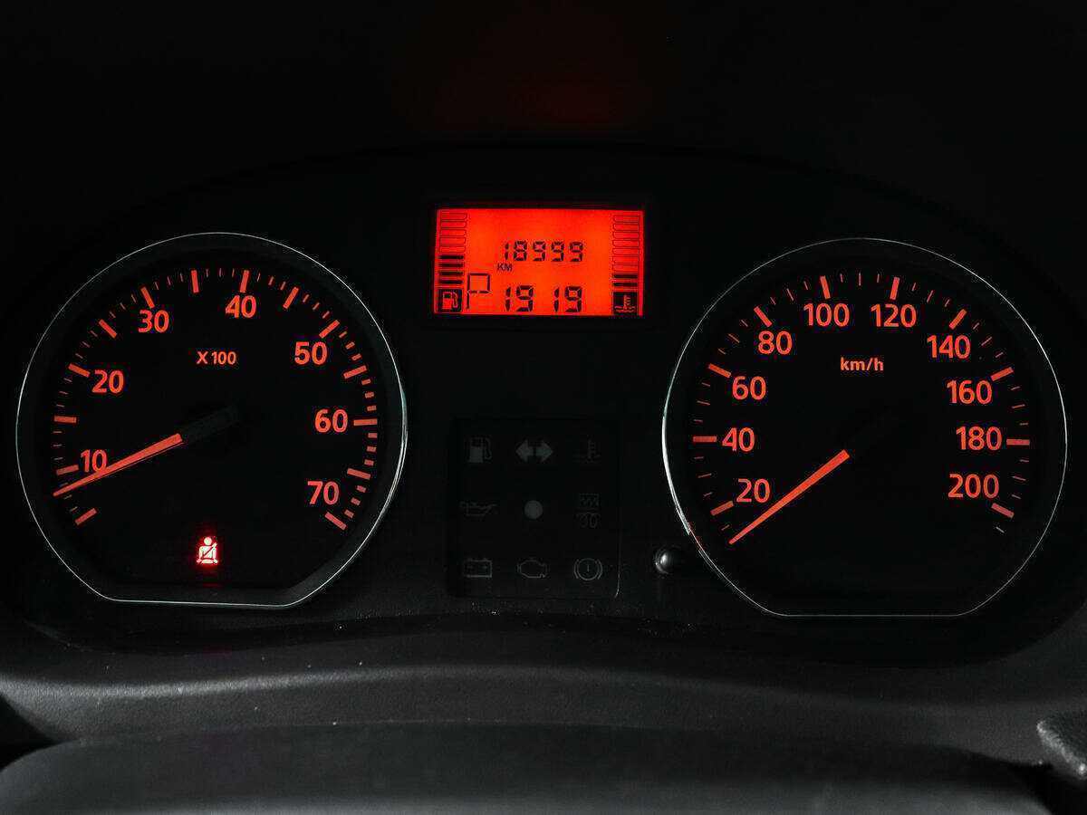 Б/У Ниссан Альмера 2018 года. Фото: #8