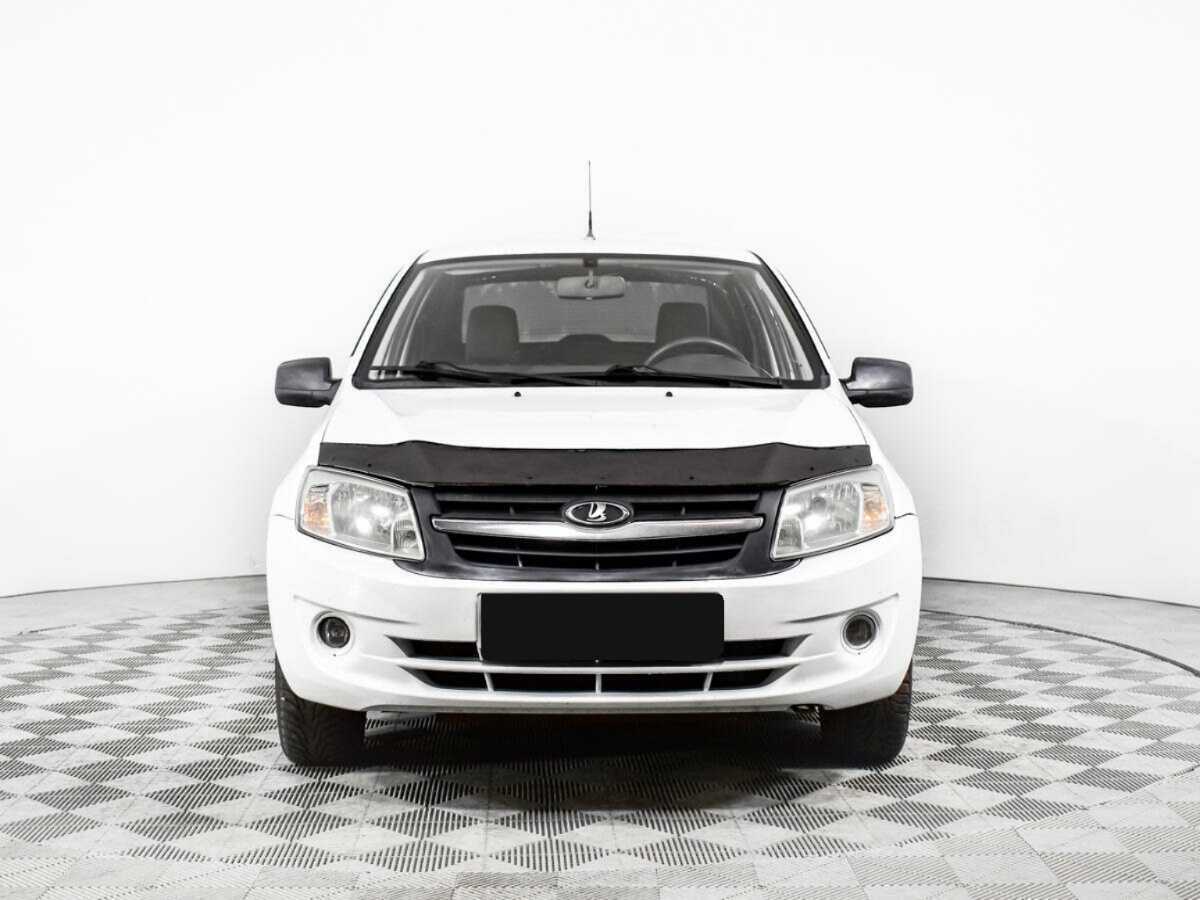 Б/У Лада (ВАЗ) Гранта 2013 года. Фото: #1