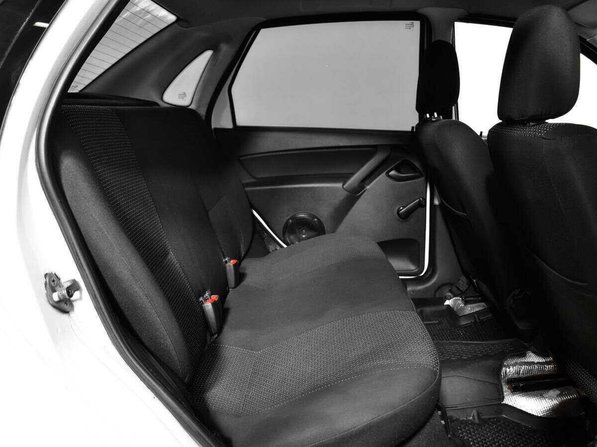 Б/У Лада (ВАЗ) Гранта 2013 года. Фото: #8