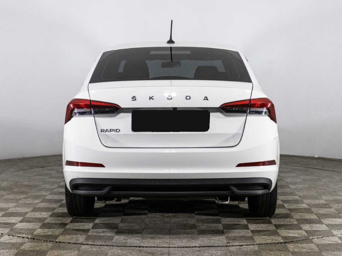 Б/У Шкода Рапид 2021 года. Фото: #5